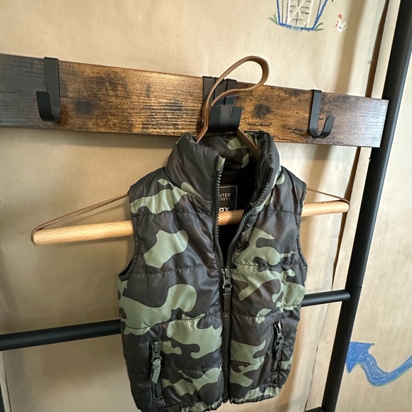 Little Boys’ Camo Vest by Winter Warmers - Picture 13 of 13